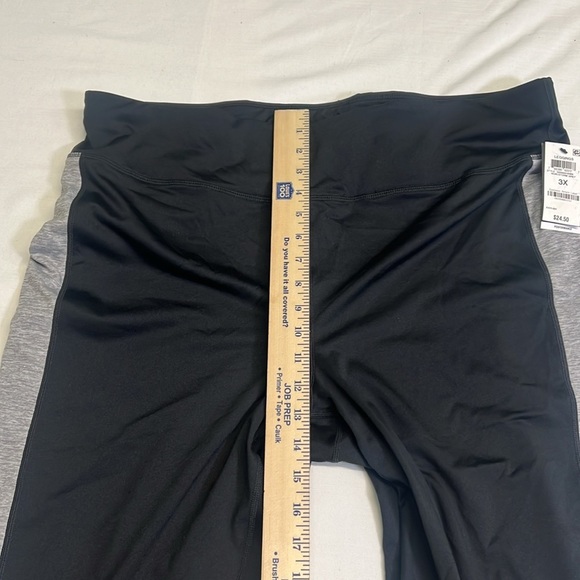 Ideology Women's Capri Leggings - Plus Sized 3X - Picture 4 of 8